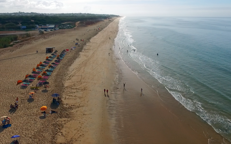 La ‘Quarteira Beach Run’ une en el Algarve deporte, música y teatro