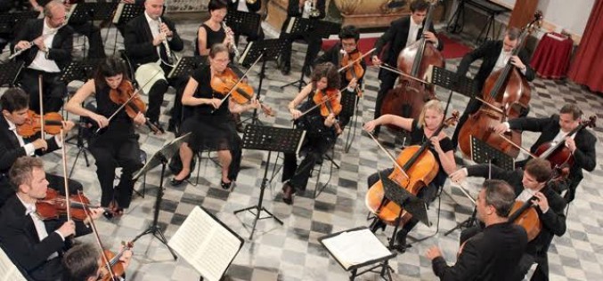 La Orquesta Clásica del Sur lleva ‘La Magia de la Navidad’ a Quarteira