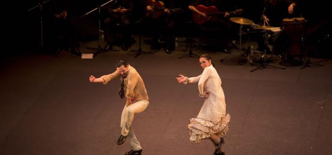 Faro baila flamenco
