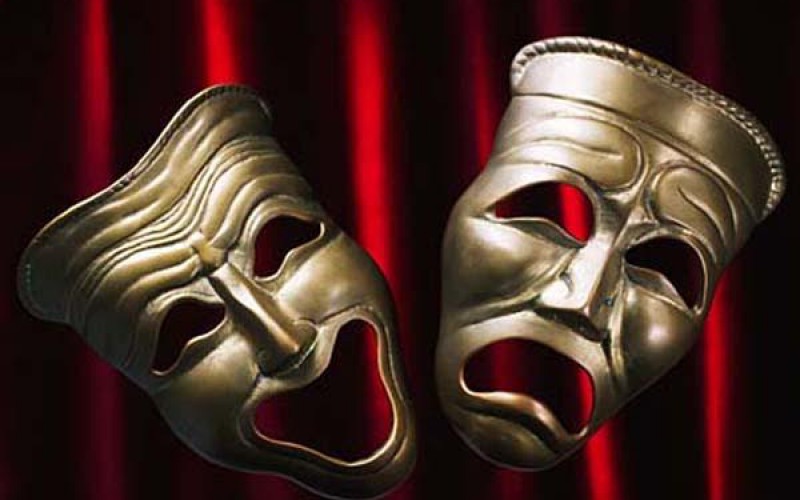 Cuatro colectivos de Loulé se suben al escenario en la XI Muestra de Teatro