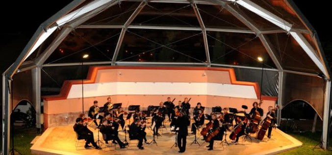 La Orquesta Clássica do Sul, en concierto en Castro Marim