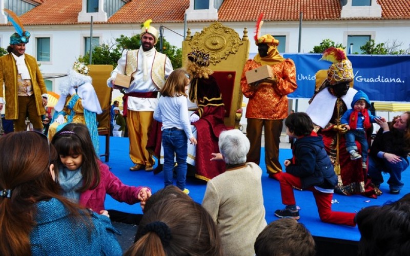 Los Reyes Magos de Ayamonte visitan Vila Real