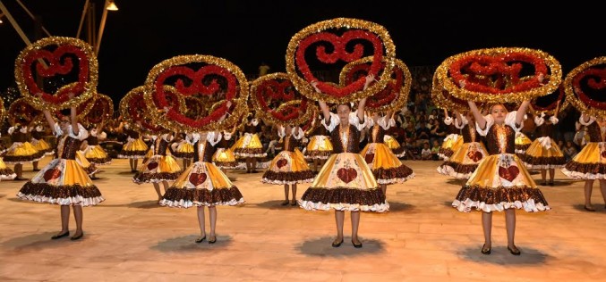 Desfile de Marchas y bailes de los Santos Populares, en Loulé