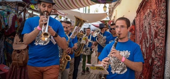 El Festival MED llena de música el centro de Loulé