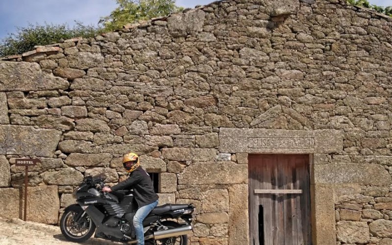 Lés-a-Lés: en moto desde Vila Pouca de Aguiar hasta Faro