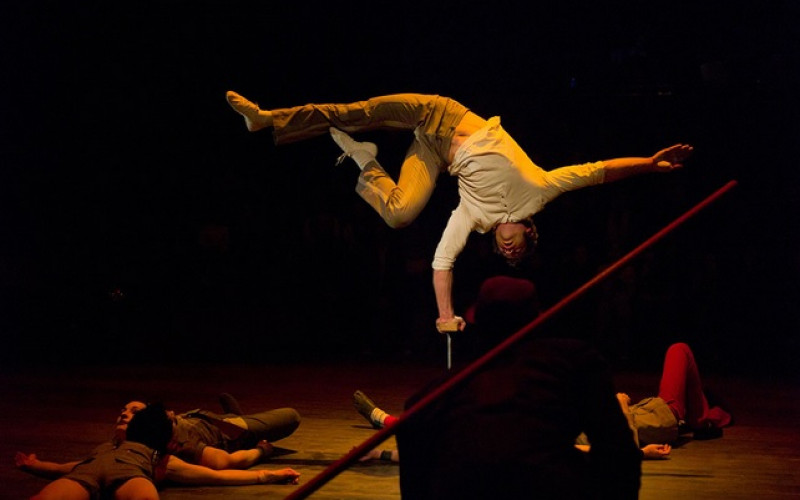 Monchique finaliza 2017 con un gran espectáculo de circo