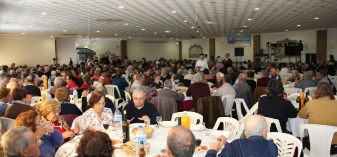 La Navidad reúne a 600 mayores de Castro Marim