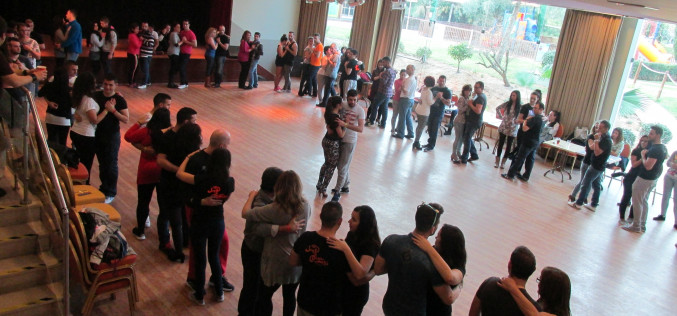 Huelva baila en Albuferia al ritmo de bailes latinos