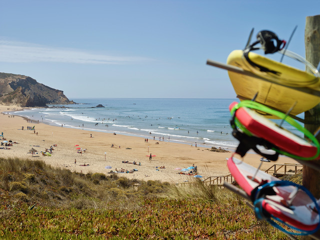 Algarve volta a ser palco da liga Meo Surf