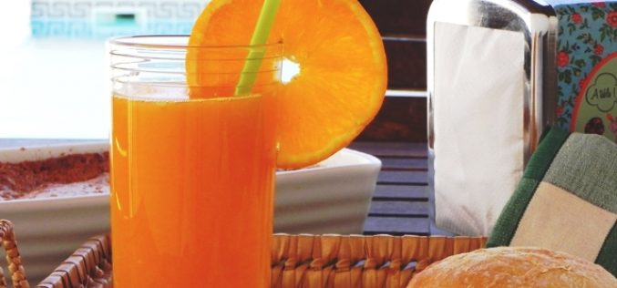 La naranja algarvía a la mesa de turistas