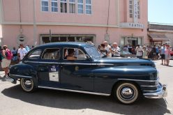 Carros clássicos desfilaram em São Brás de Alportel