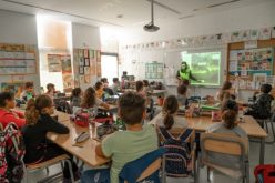 Alumnos de Olhão participan en una actividad de Educación Ambiental