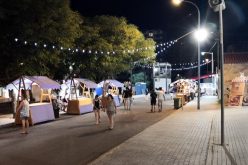 Artesanato e produtos locais em destaque no mercado de verão de Quarteira