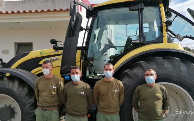 Silves apoya a agentes forestales con formación de tractores de bosques