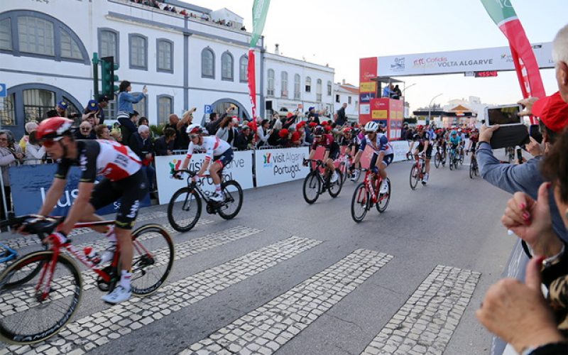 La 47a Vuelta al Algarve en Bicicleta comienza en Lagos