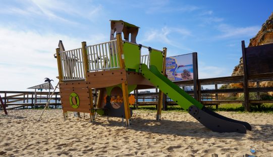 Praia Grande, en Ferragudo, vuelve a tener Parque Infantil