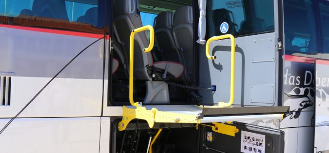 Vila do Bispo adquiere autobús para personas con movilidad reducida